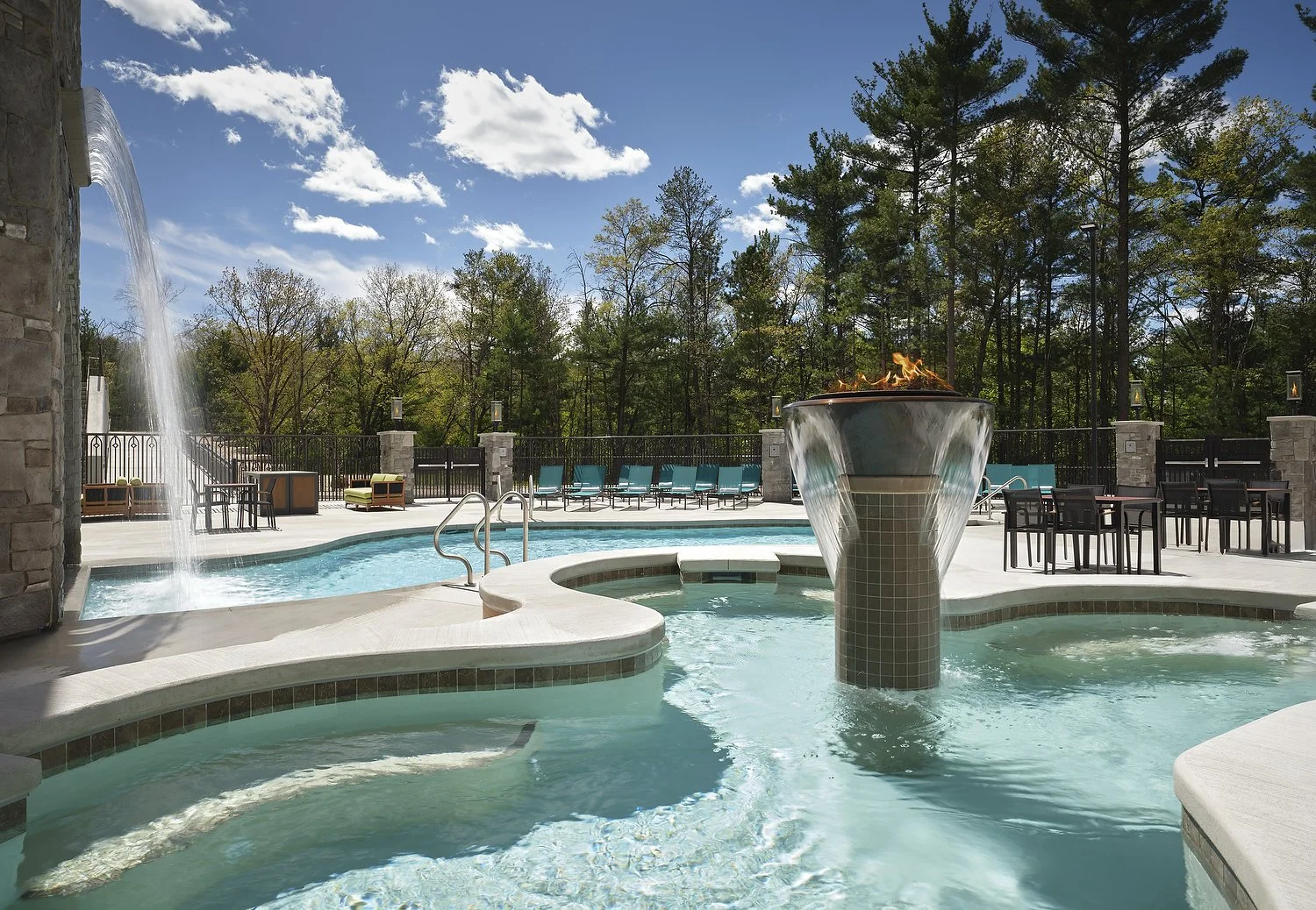 Dellshire outdoor pools.JPG