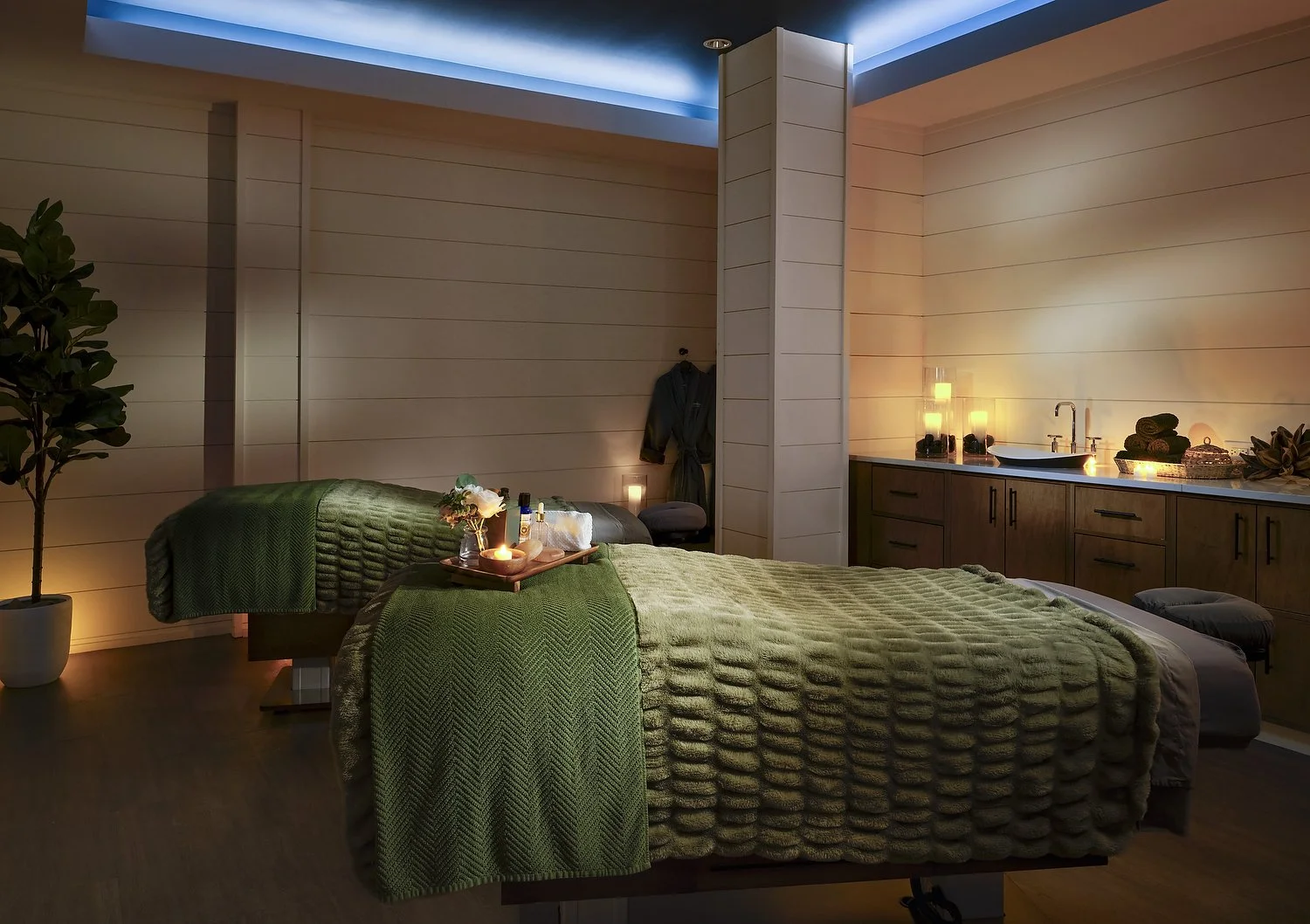 MH_CSGAB_spa_treatment_couples.JPG