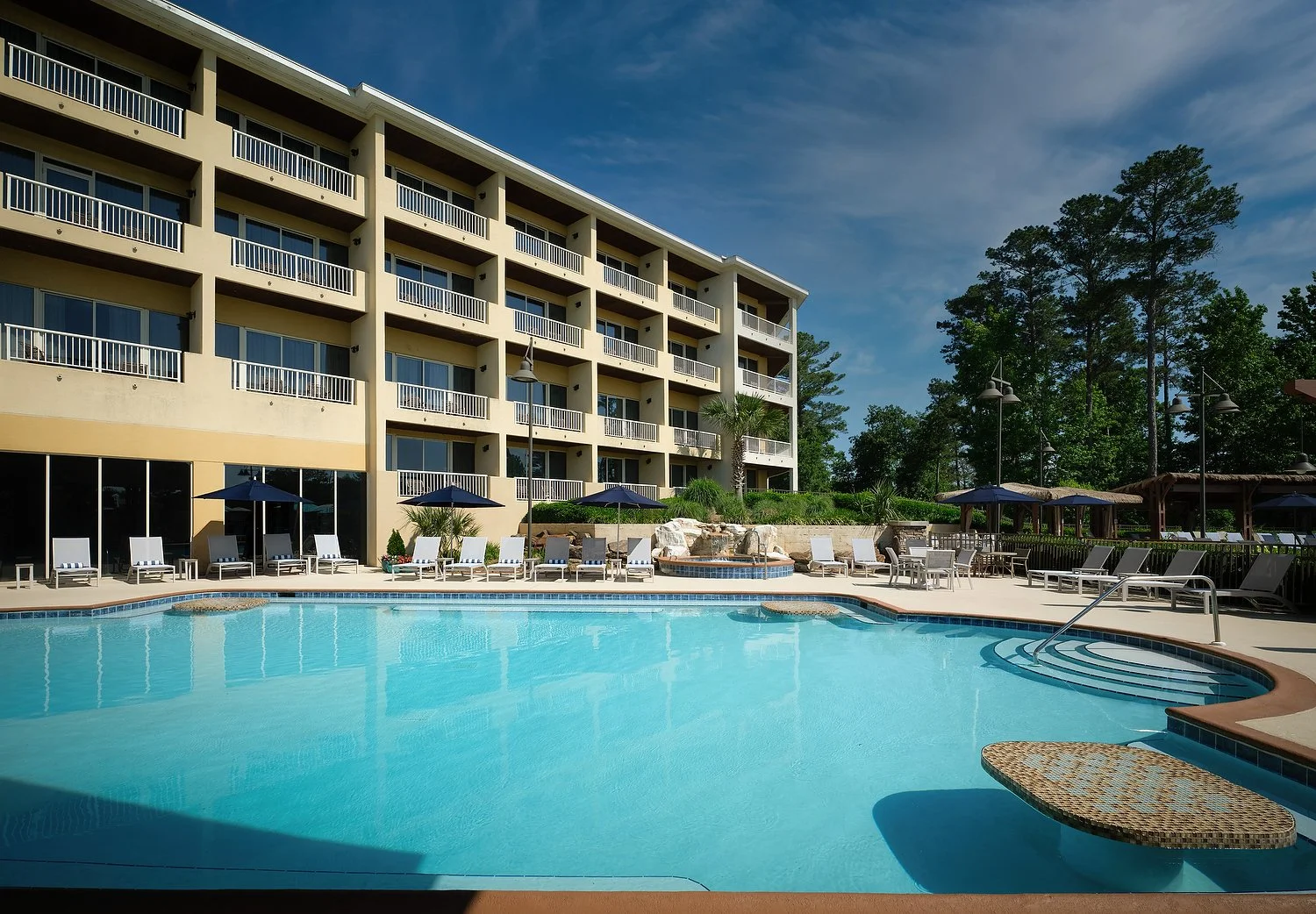 MH_CSGAB_outdoor_adults_pool.JPEG