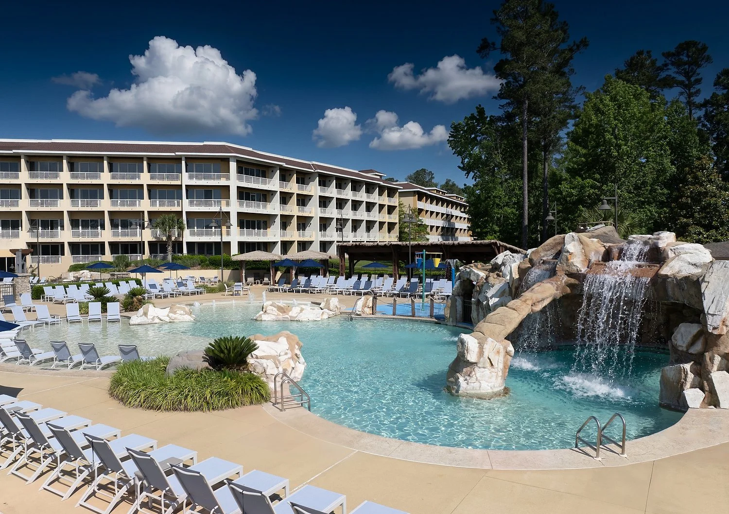MH_CSGAB_outdoor_poolC.JPG
