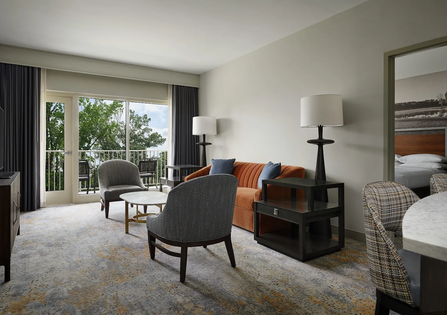 MH_CSGAB_rm302_executive_deluxe_suite_living.JPG