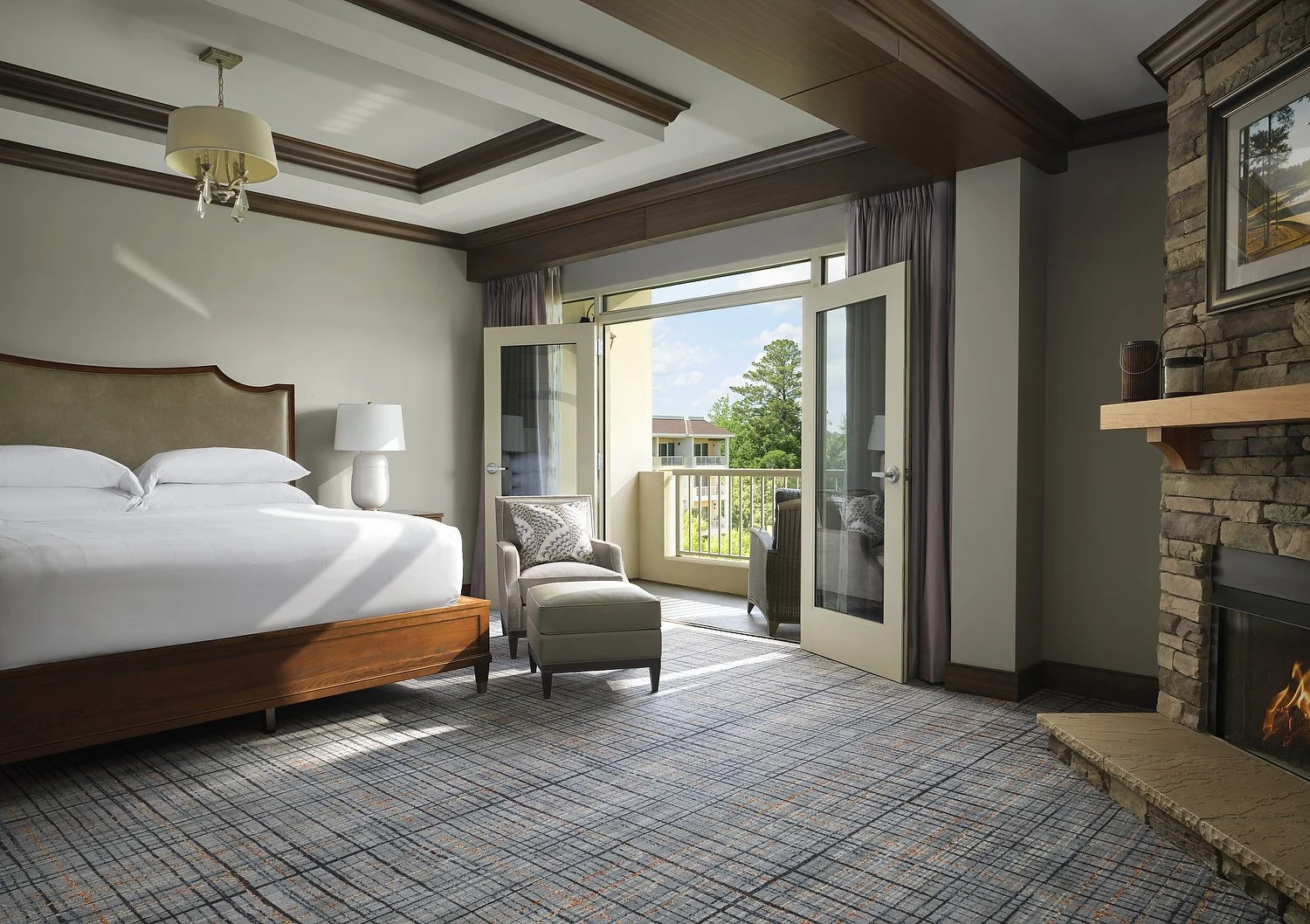 MH_CSGAB_rm457_governors_suite_bedroom.JPG