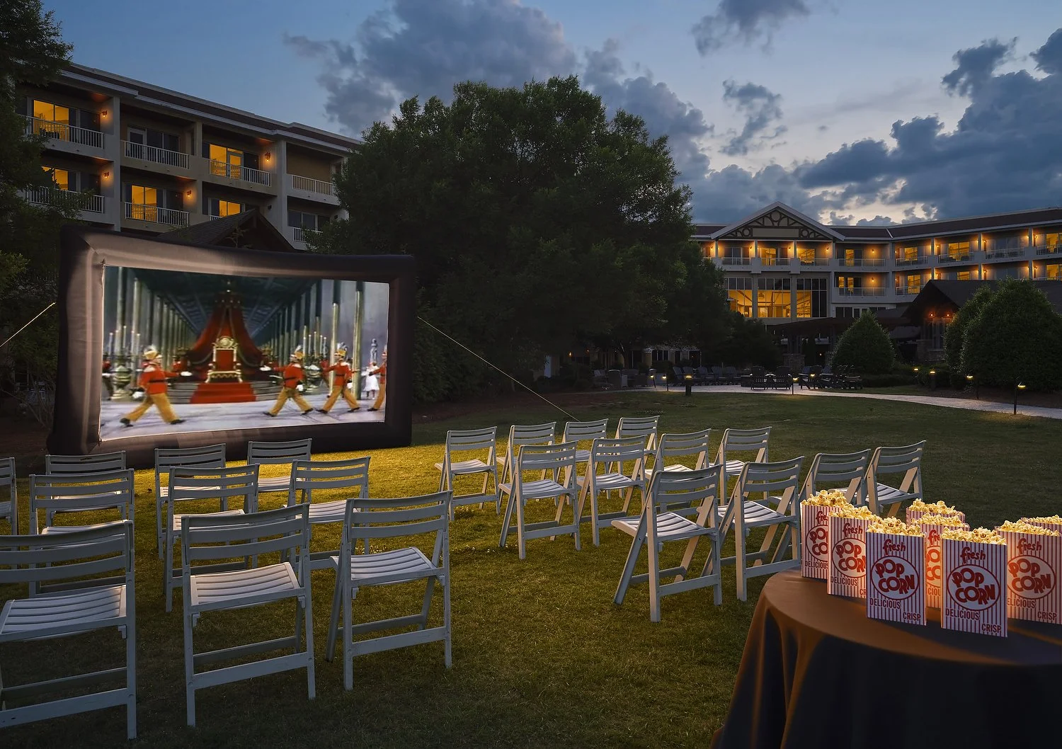 outdoor moviea.JPG
