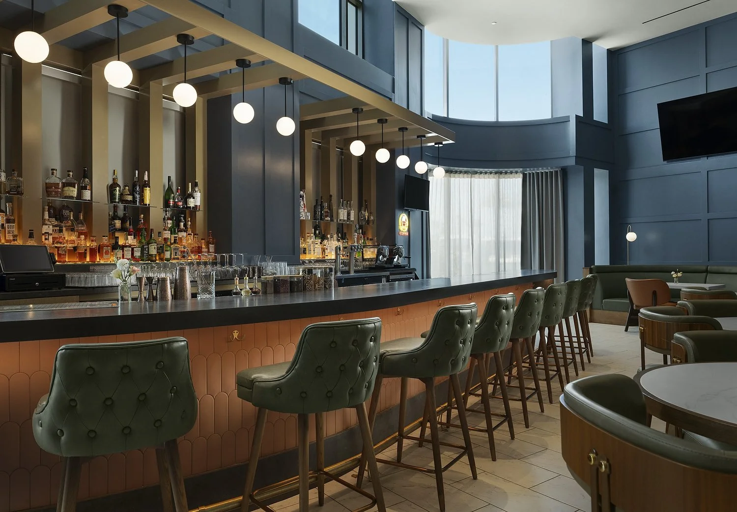 Arcadia Hillton lobby bar.JPG