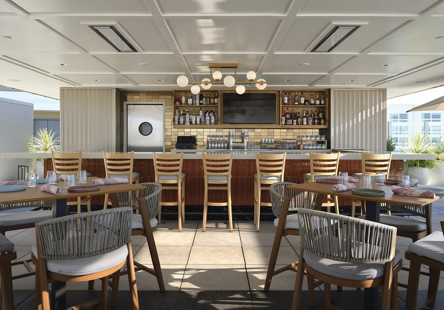 Arcadia Hillton Hipico bar.JPG