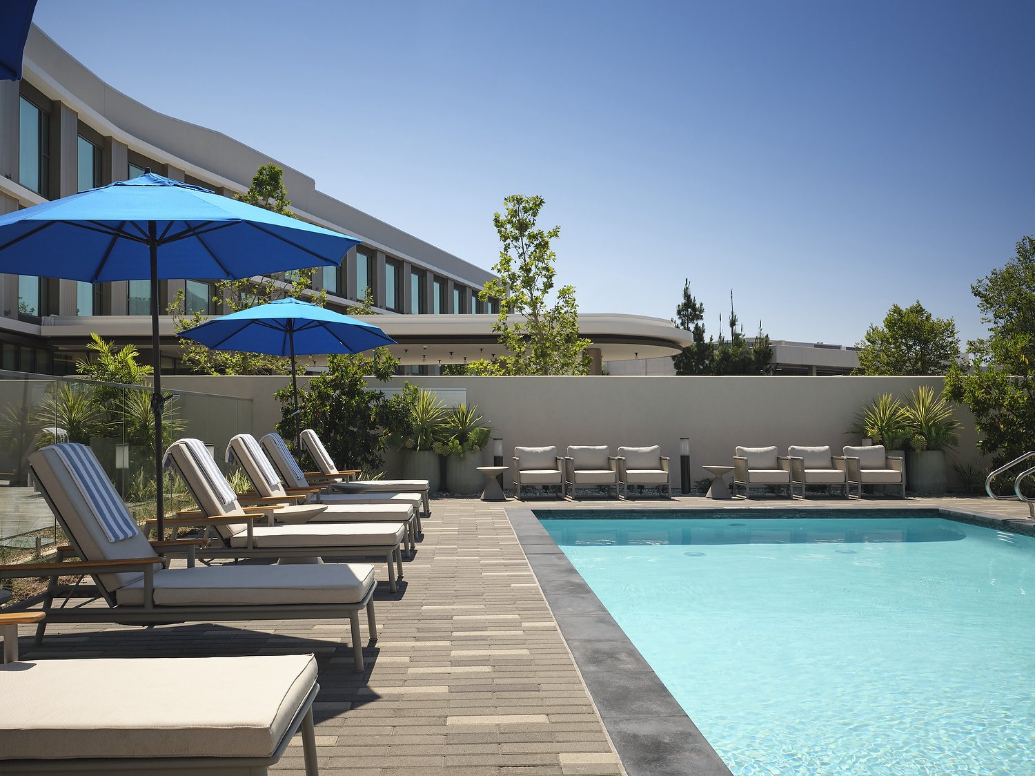 Arcadia Hillton pool.JPG