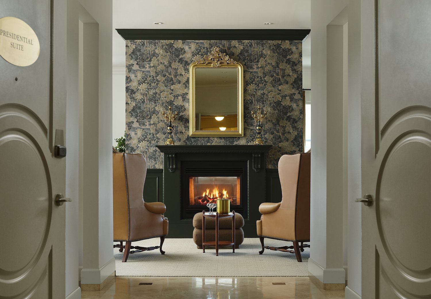 Davenport Hotel Presidential suite entrance 1 (1).JPG