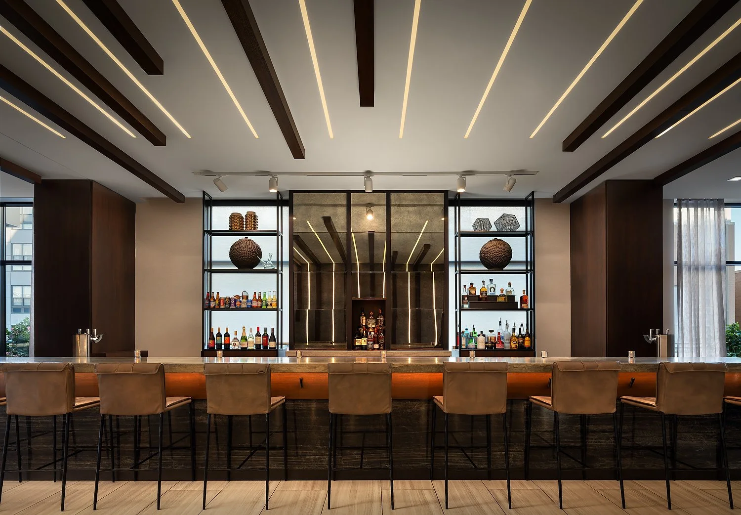 Public space & outlet transition AC Lounge bar.JPG