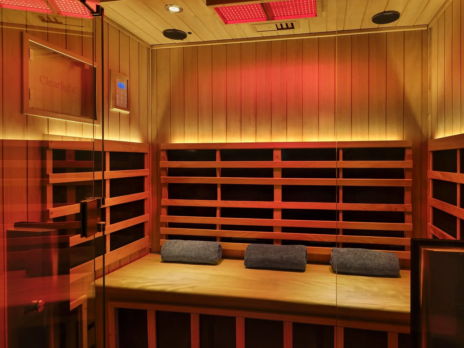 AK_INDWK_spa_sauna.JPG