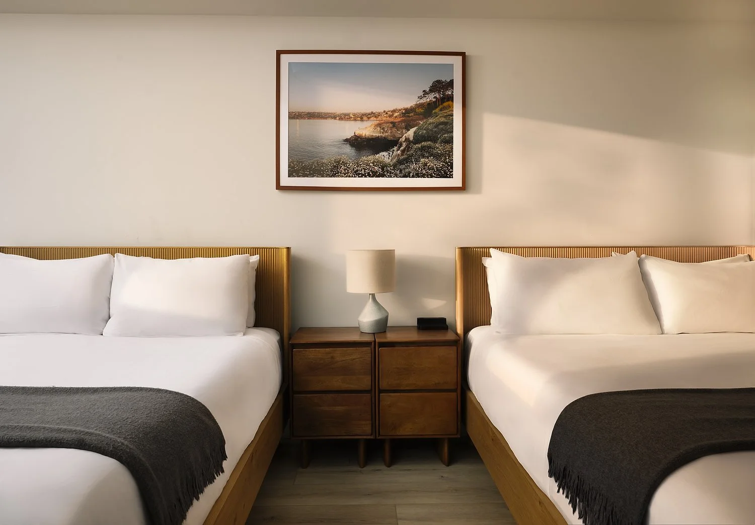 San Diego Hilton Margot rm 613 queen headboard.JPG