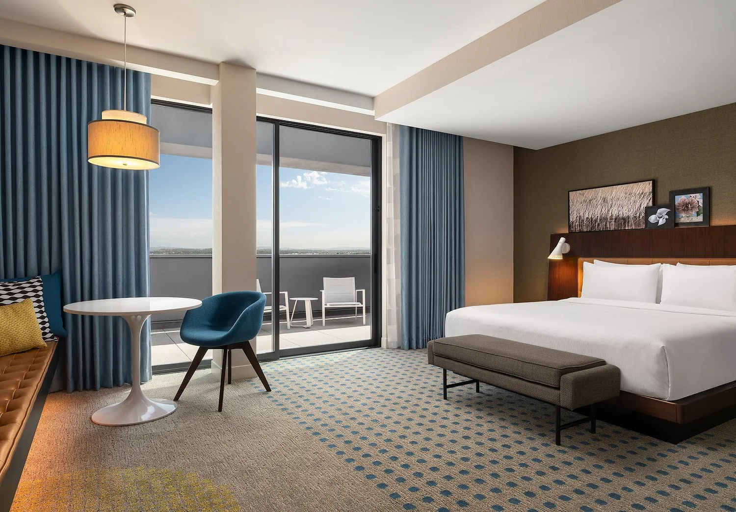 BUENA PARK HILTON - RM 728 - KING BALCONY.JPG