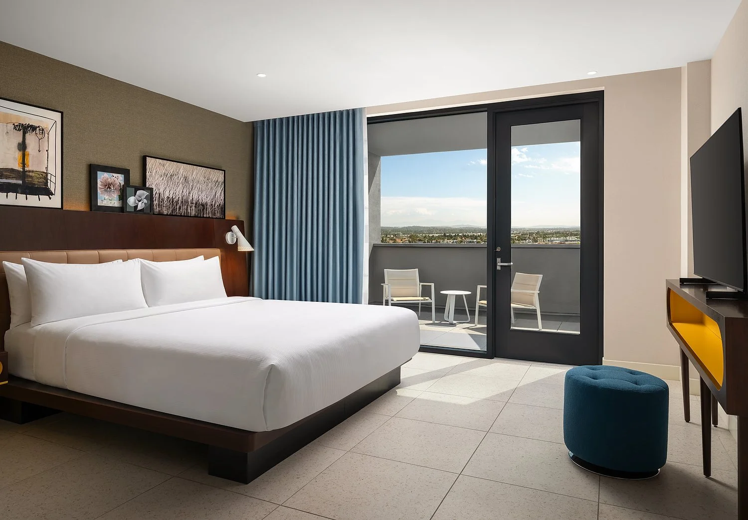 BUENA PARK HILTON - RM 732 - BEDROOM KING - CITY VIEW BEDROOM.JPG
