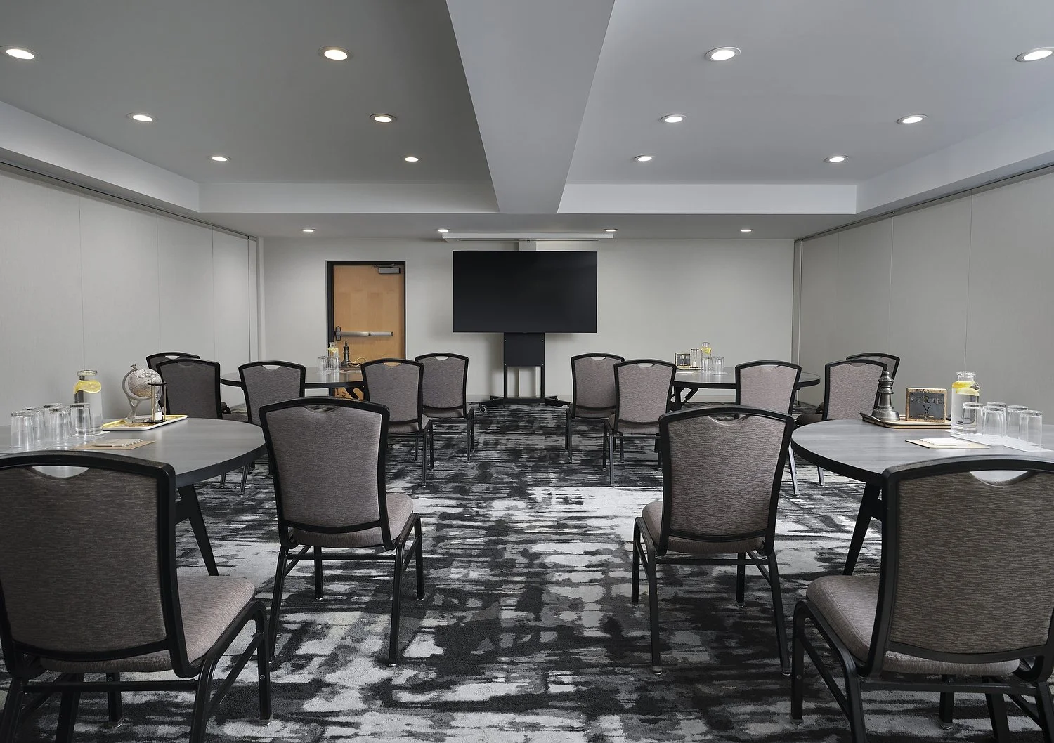 MINNEAPOLIS RENAISSANCE meeting room A.JPG