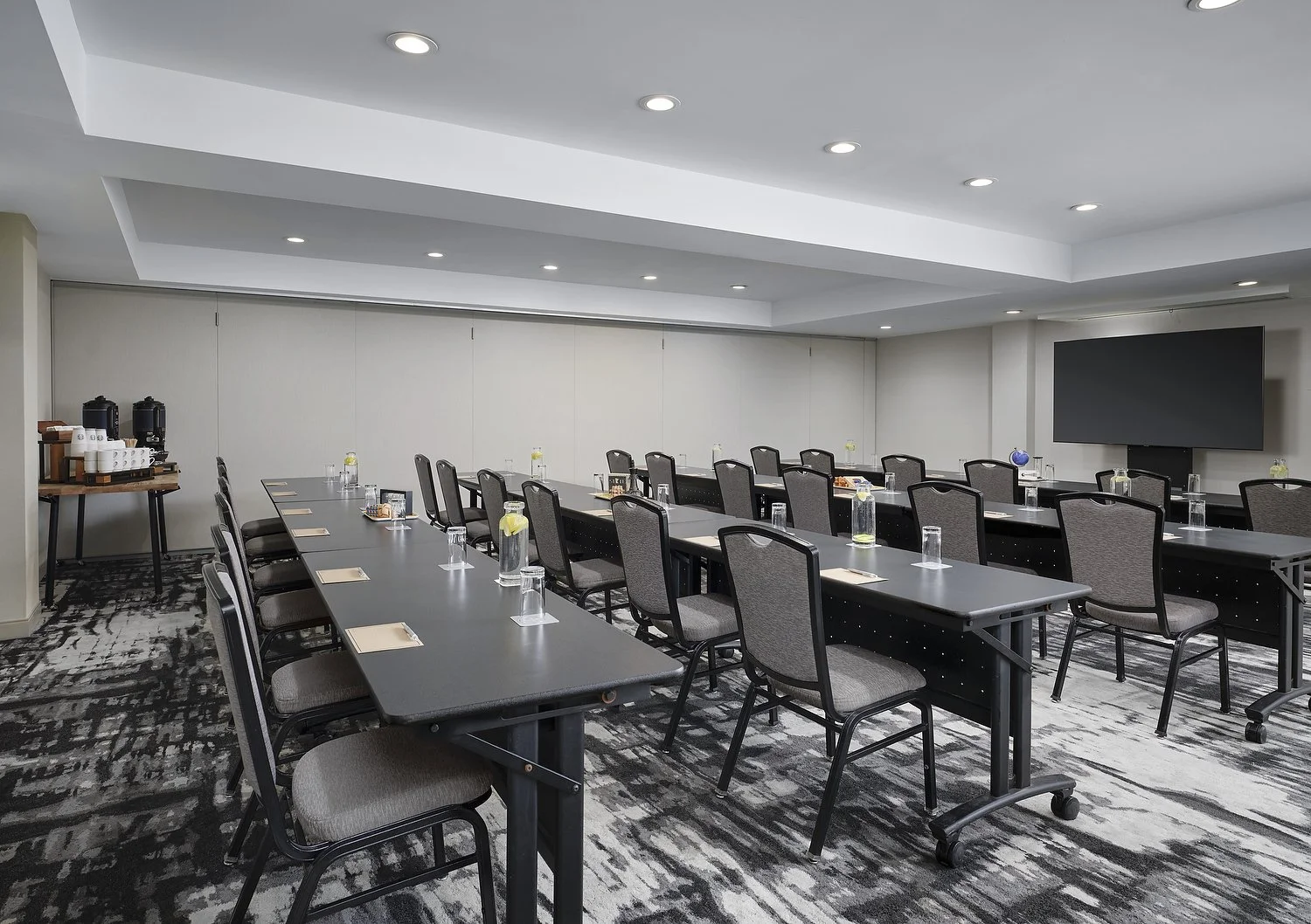 MINNEAPOLIS RENAISSANCE meeting room B.JPG