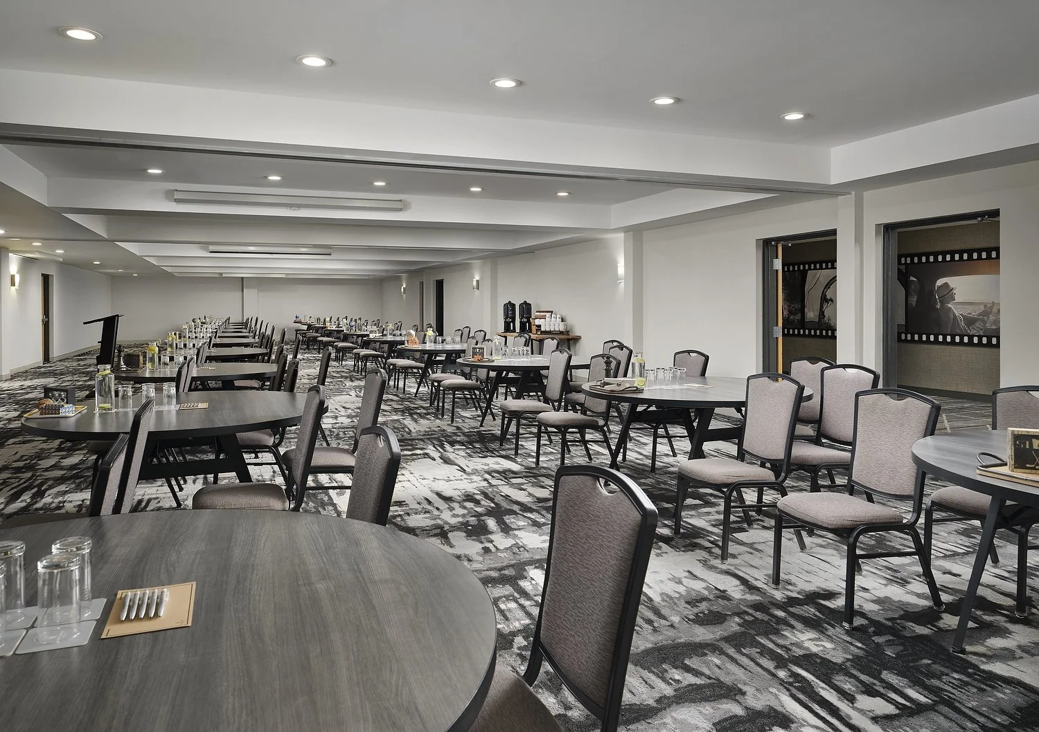 MINNEAPOLIS RENAISSANCE meeting room E v2.JPG