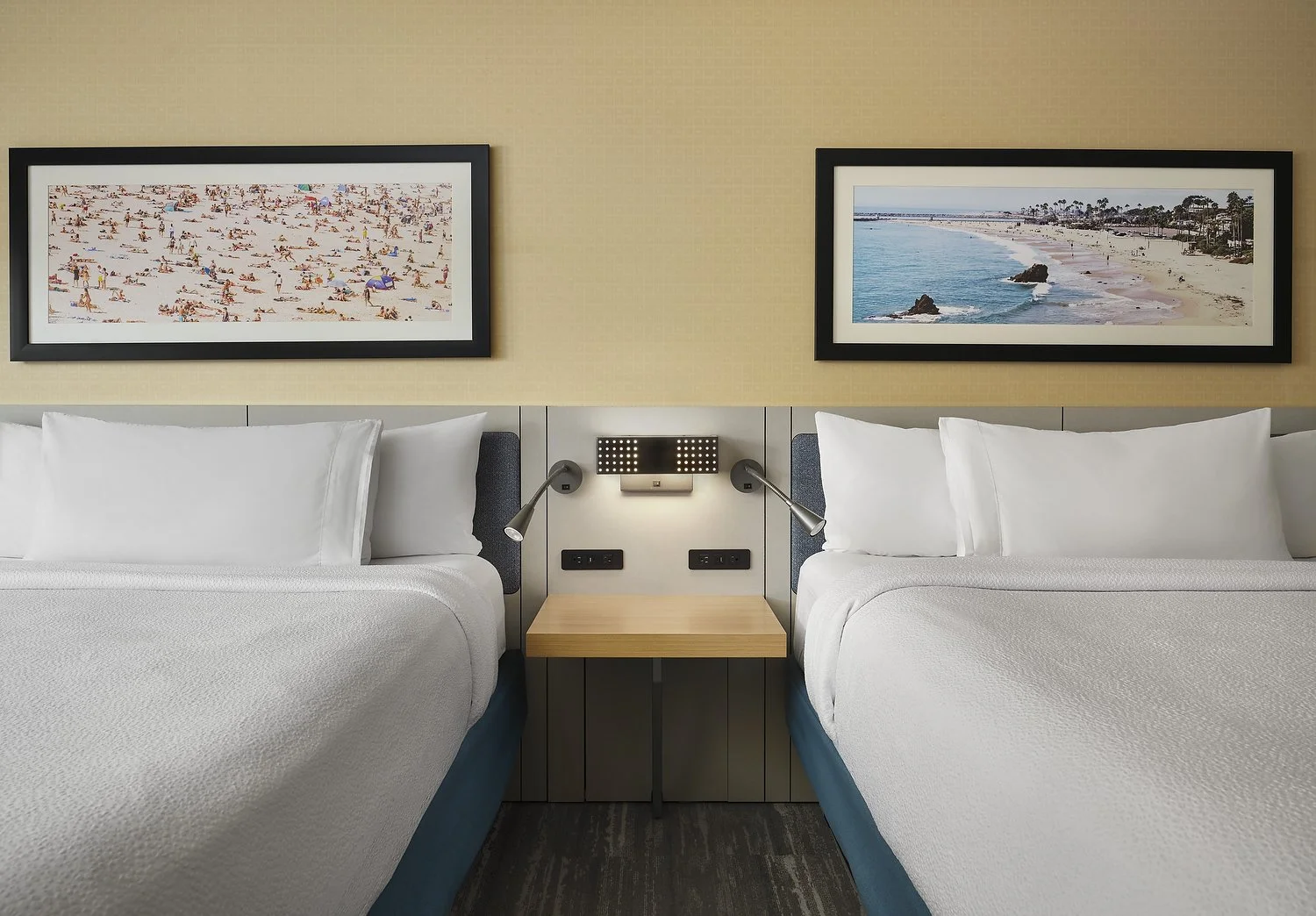 DEL MAR HGI room 218 2 queen w balcony headboard.JPG