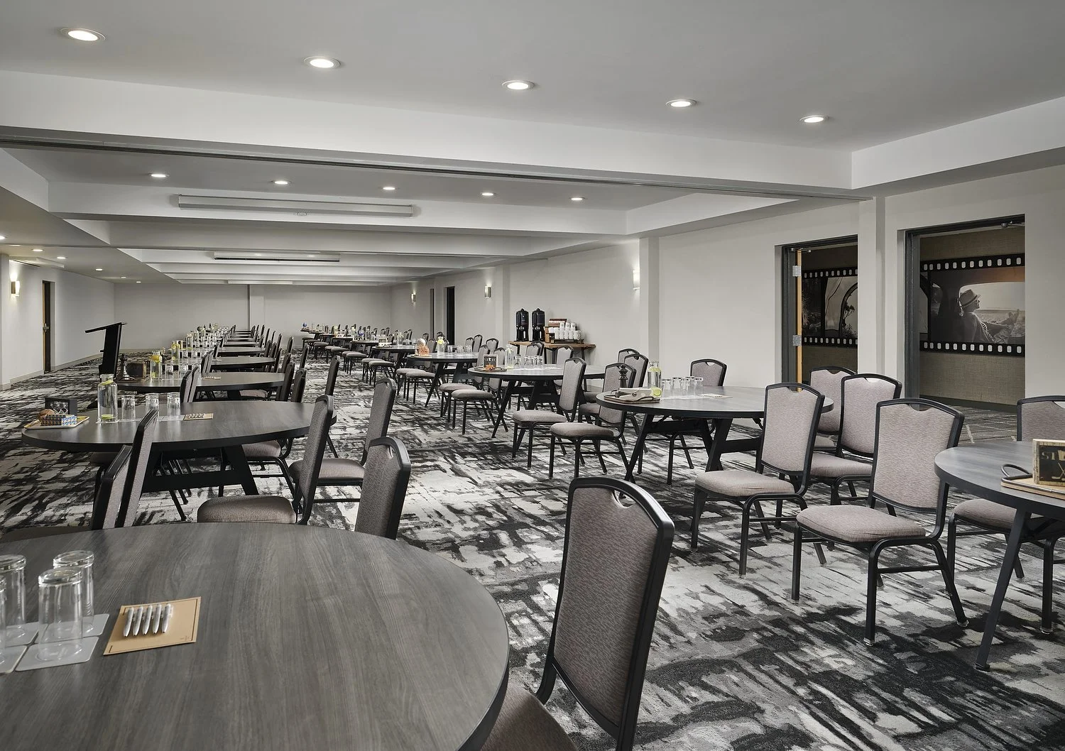 MINNEAPOLIS RENAISSANCE meeting room E v2.JPG