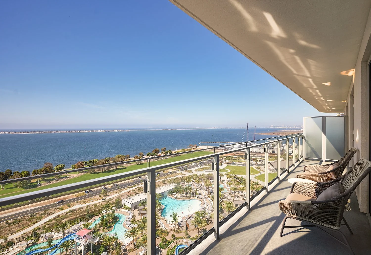 GL_SANGE_rm19099_luxury_suite_balcony.JPEG