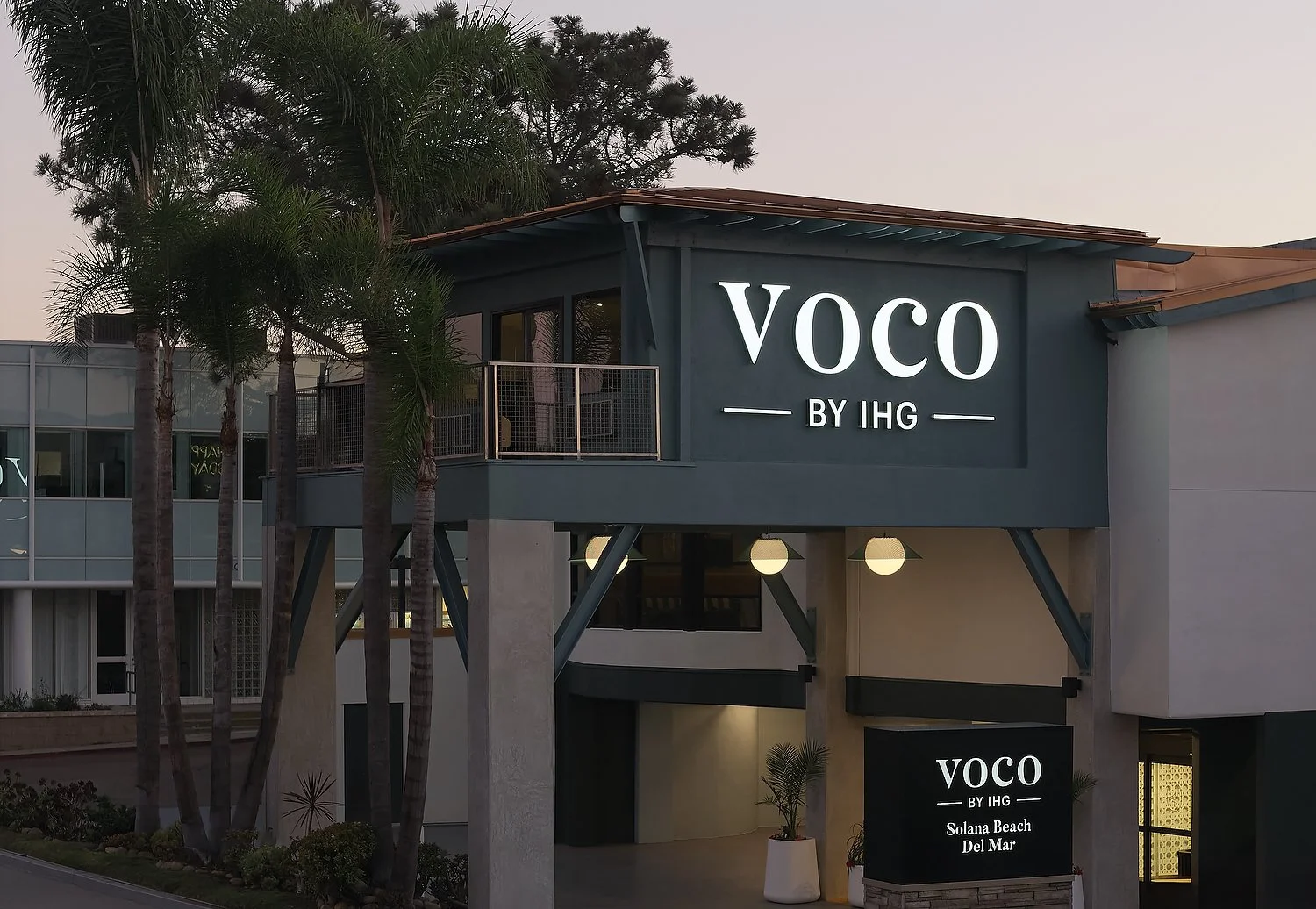 Solana Beach VOCO entrance signage.JPG