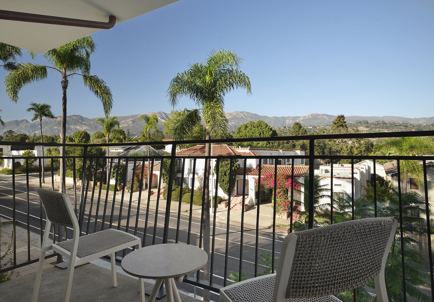 CY_SBACS_rm309_mountain_view_patio.JPG