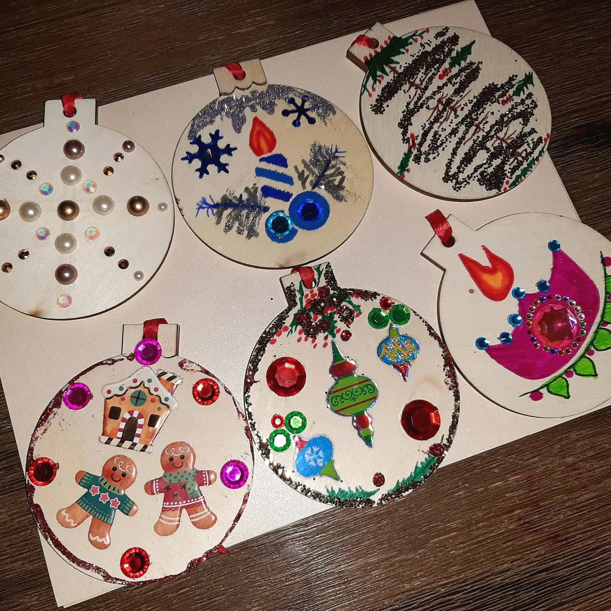 Kid's Christmas Crafts with Sumera at the Toronto Libraries