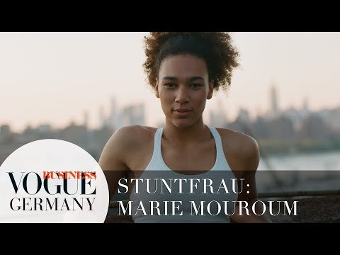 Marie Mouroum: Wie arbeitet eine Stuntfrau? | VOGUE Business | VOGUE Germany