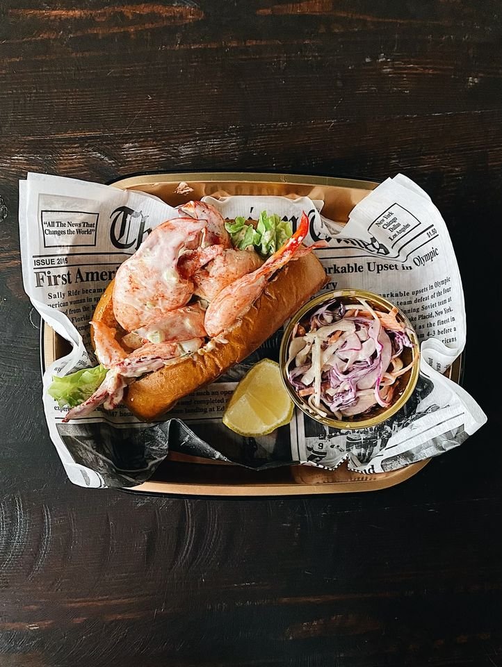 The Argonaut: Fresh Oyster Bar &amp; Seafood Pop-Up in St. Charles