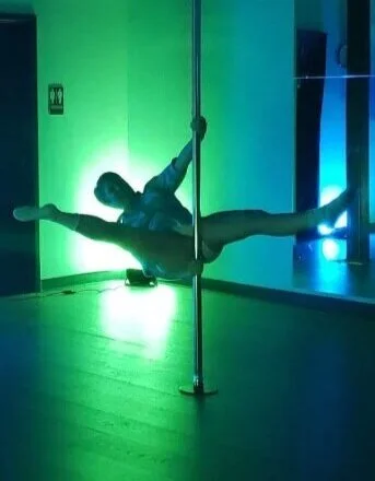 pole%2Bshowcase.jpg
