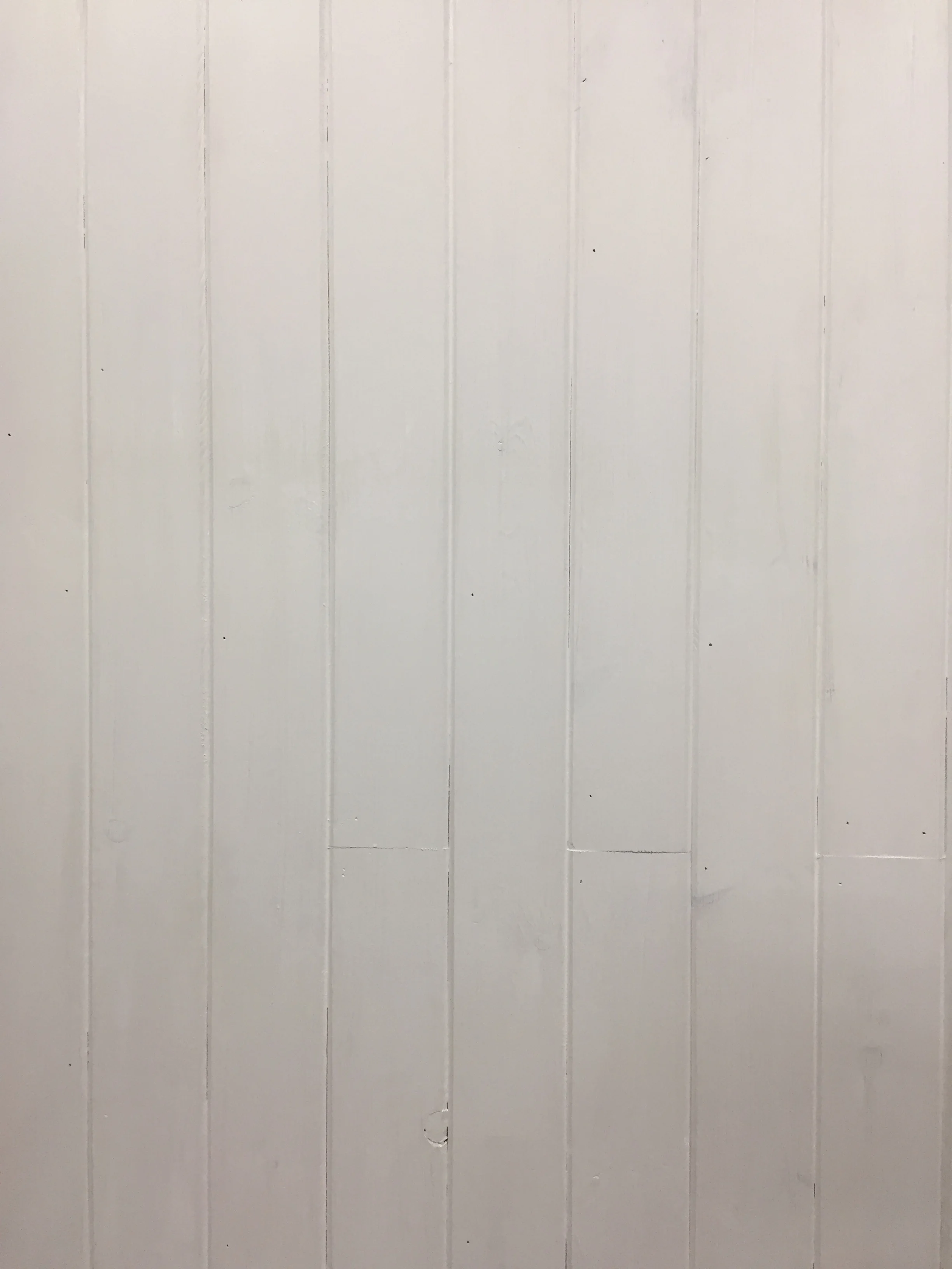 Wide wainscotting 8'x8'