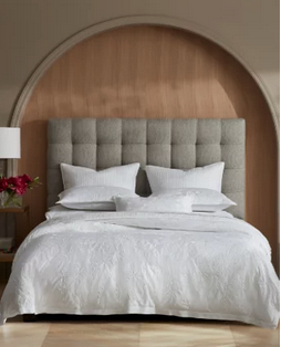 6'x 5' arch wall with 12" inset cove.