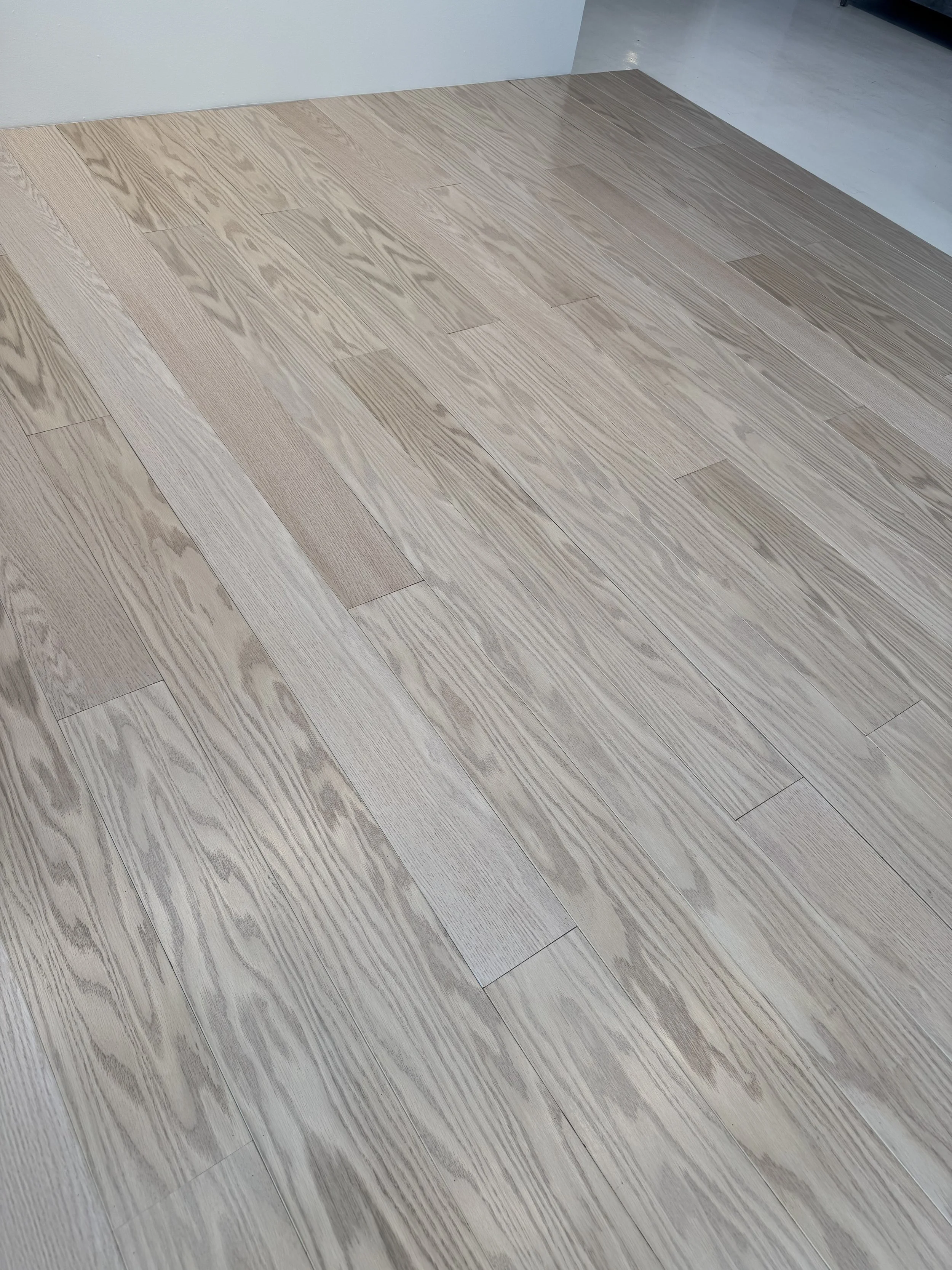 Ash tone Oak ( close view 1) 