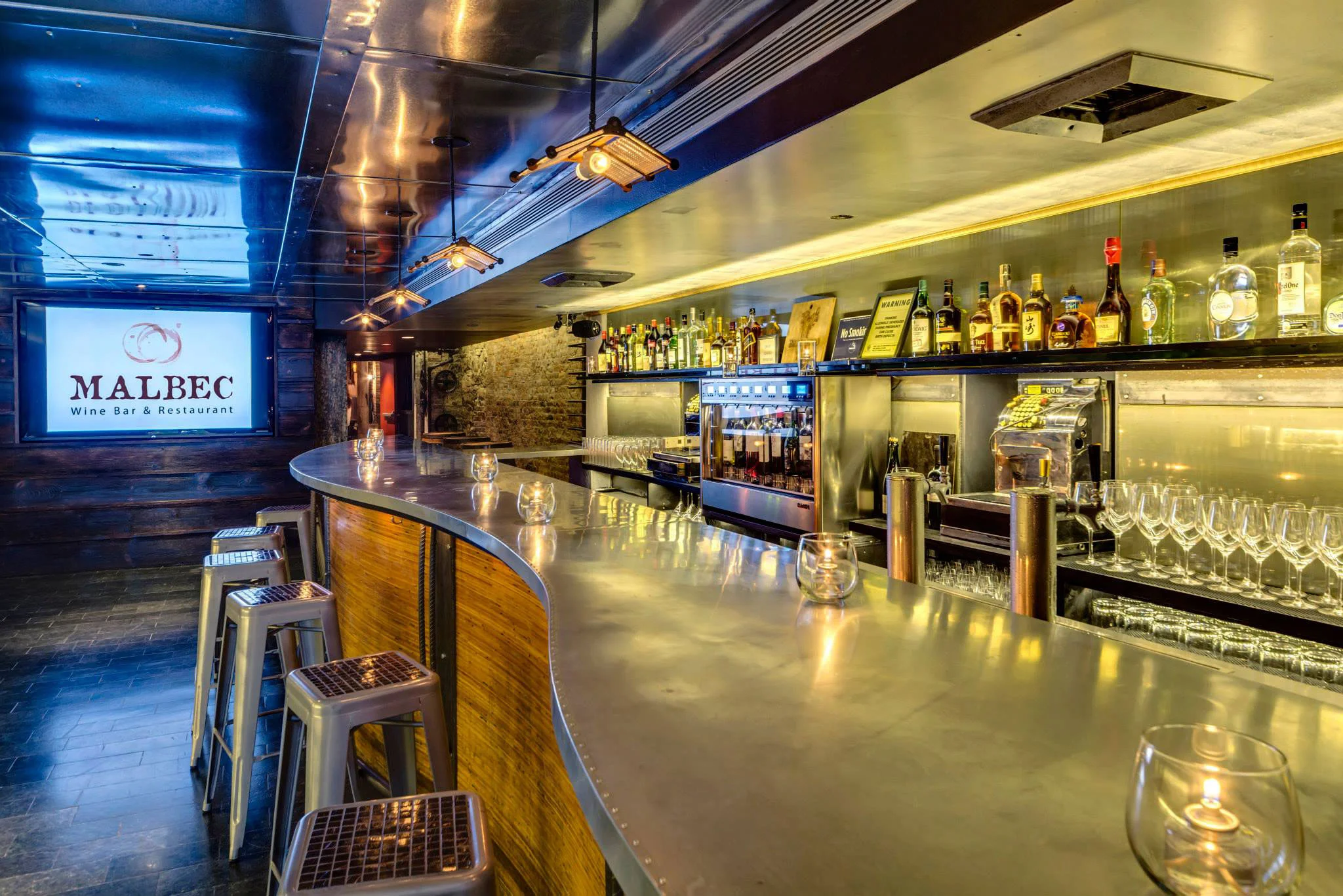 Malbec-Bar1.jpg
