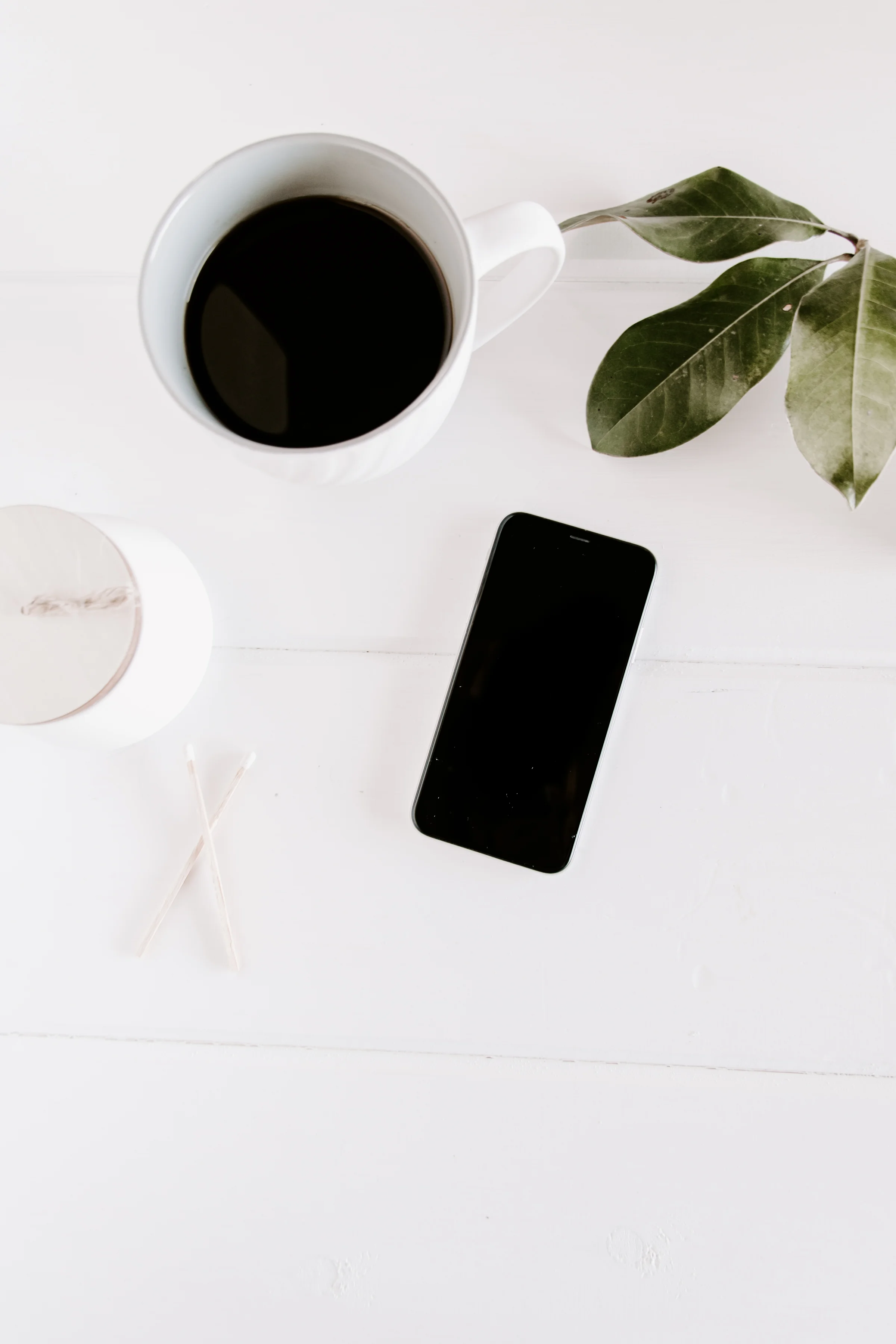 PBD-FarmhouseiPhone-Mockups-24.jpg