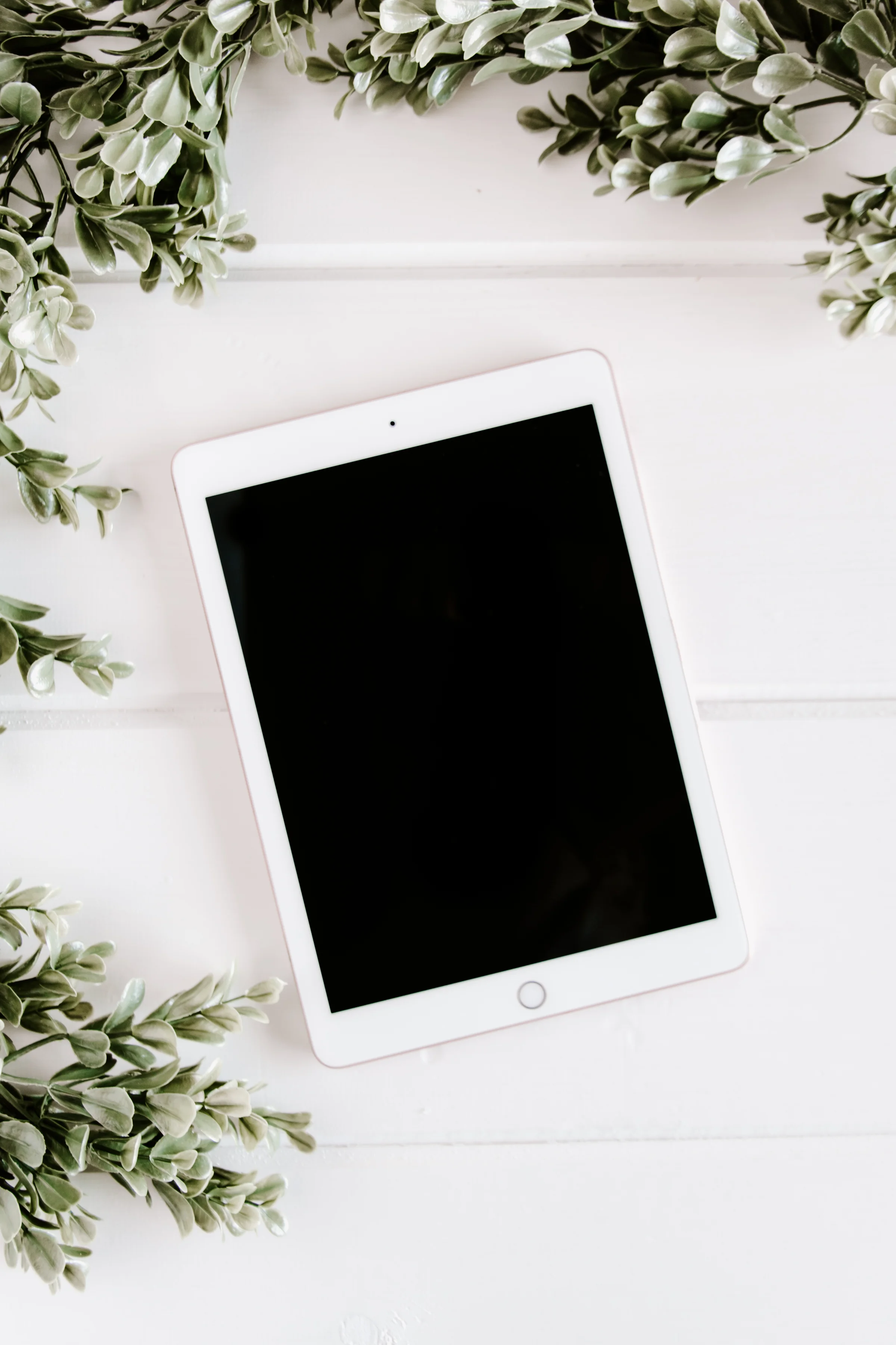 PBD-FarmhouseiPad-Mockups-2.jpg