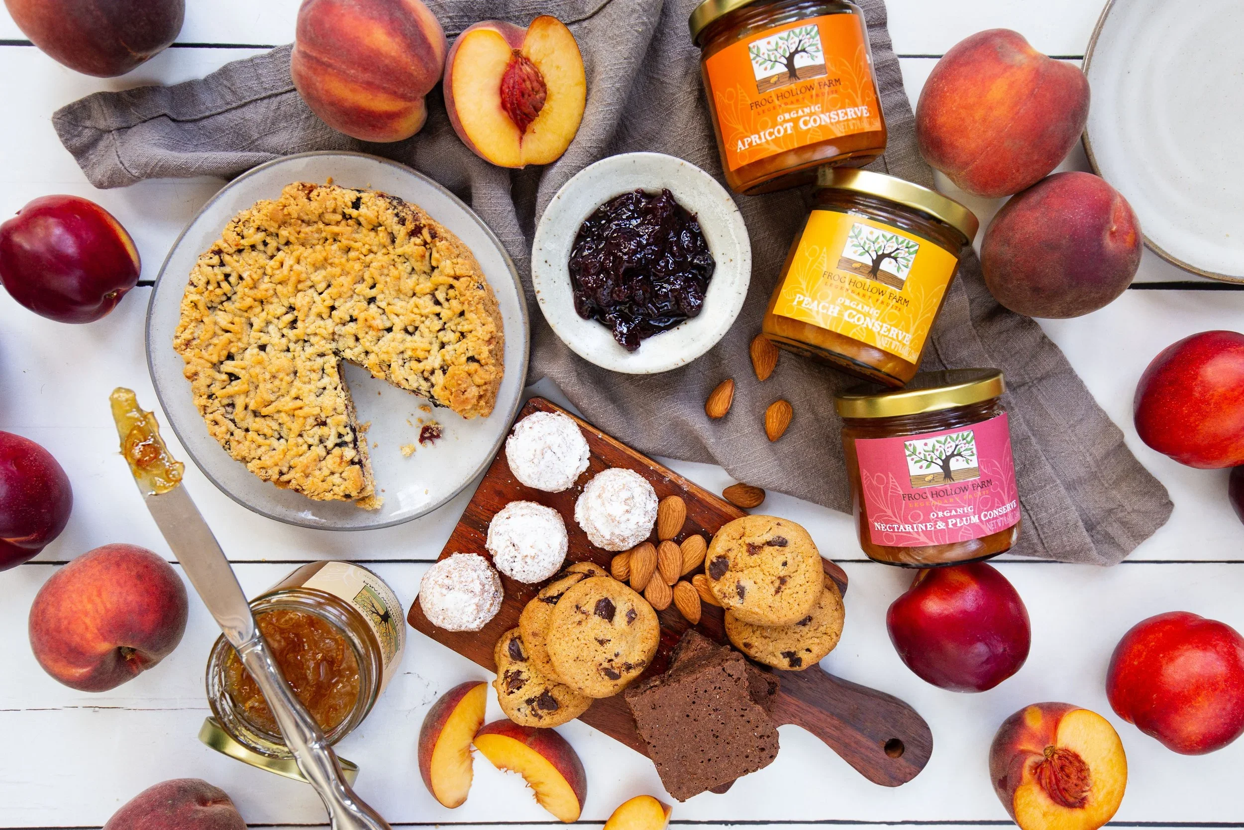 Le+Grand+-+(peaches+_+nectarines+)+flat.webp