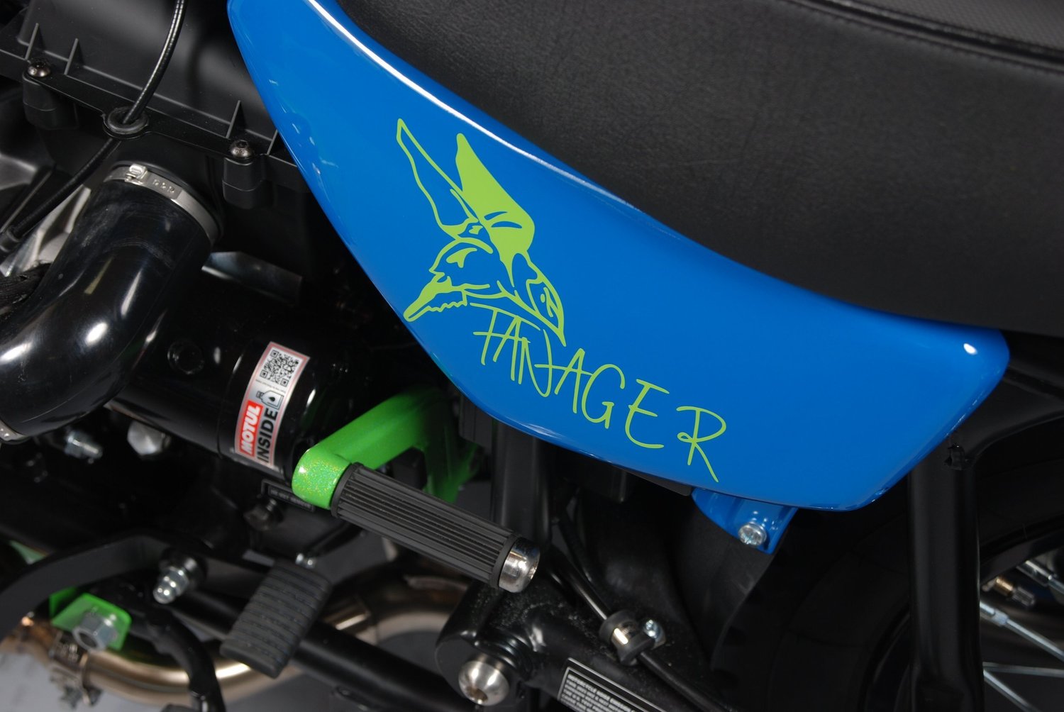 Ural Gear Up Green Tanager — Ural
