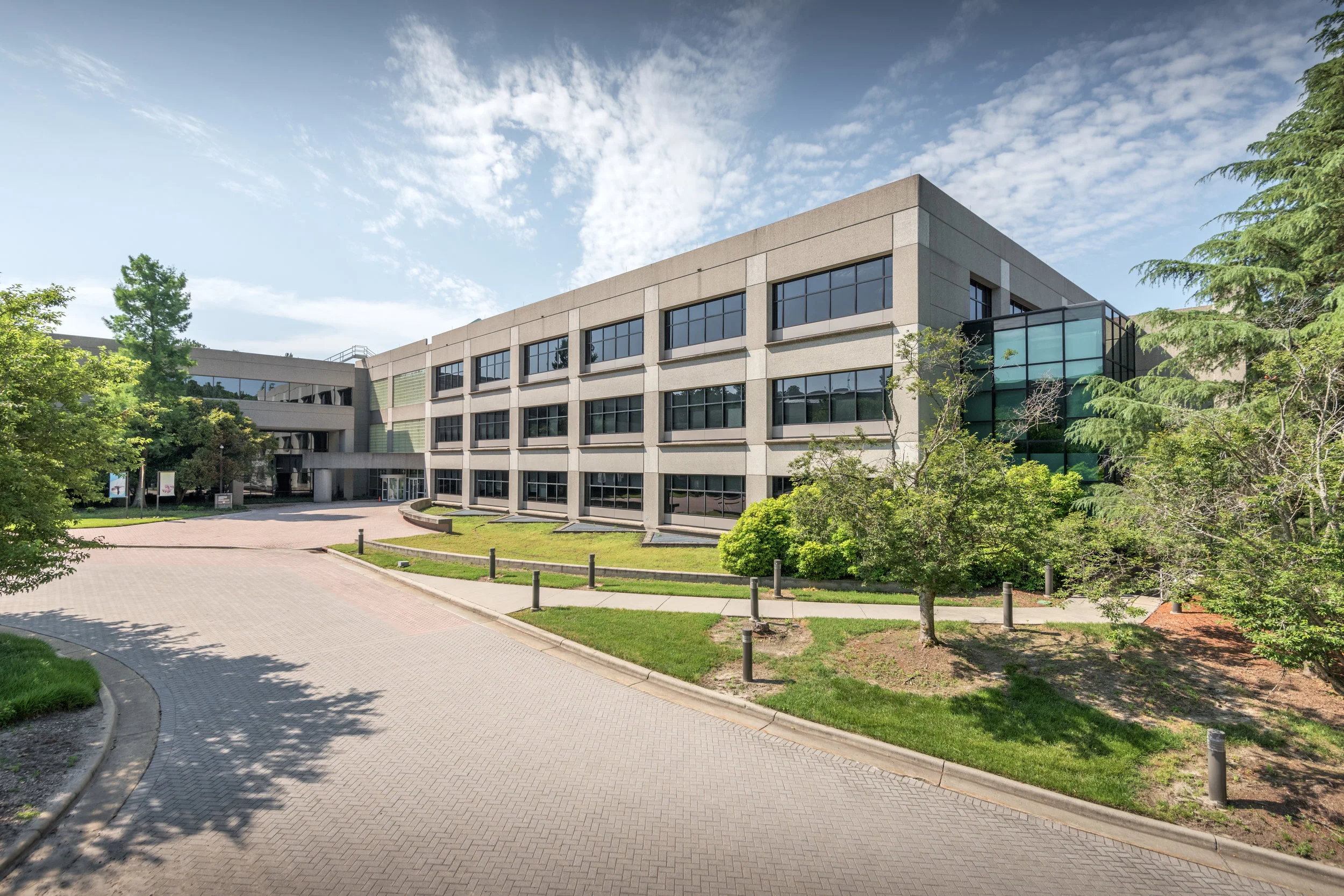 svp-bldg-coc-ext-2_0856-(ZF-10299-84280-1-014).jpg