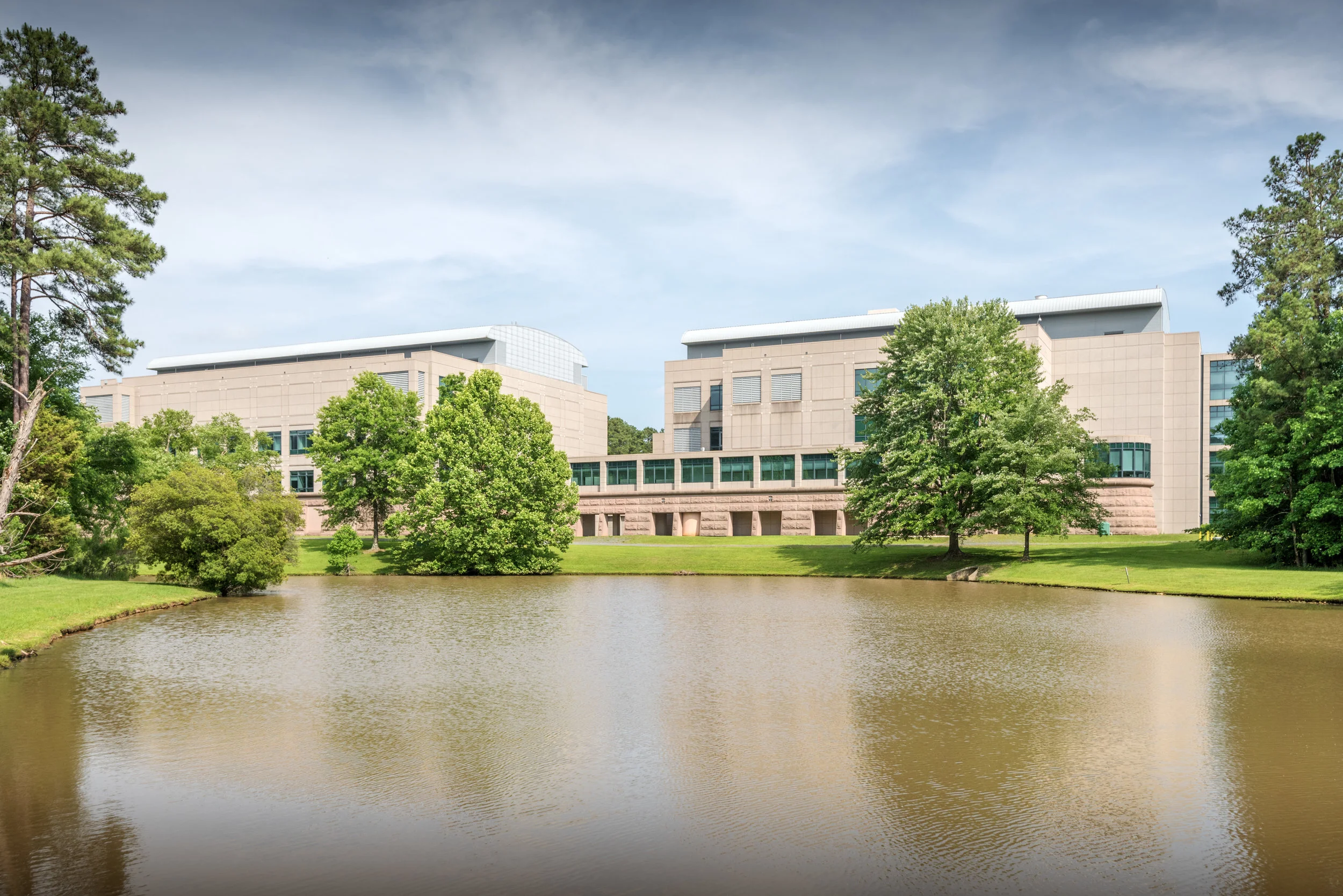 svp-bldg-nine-ext-2_2054-(ZF-10299-84280-1-054).jpg