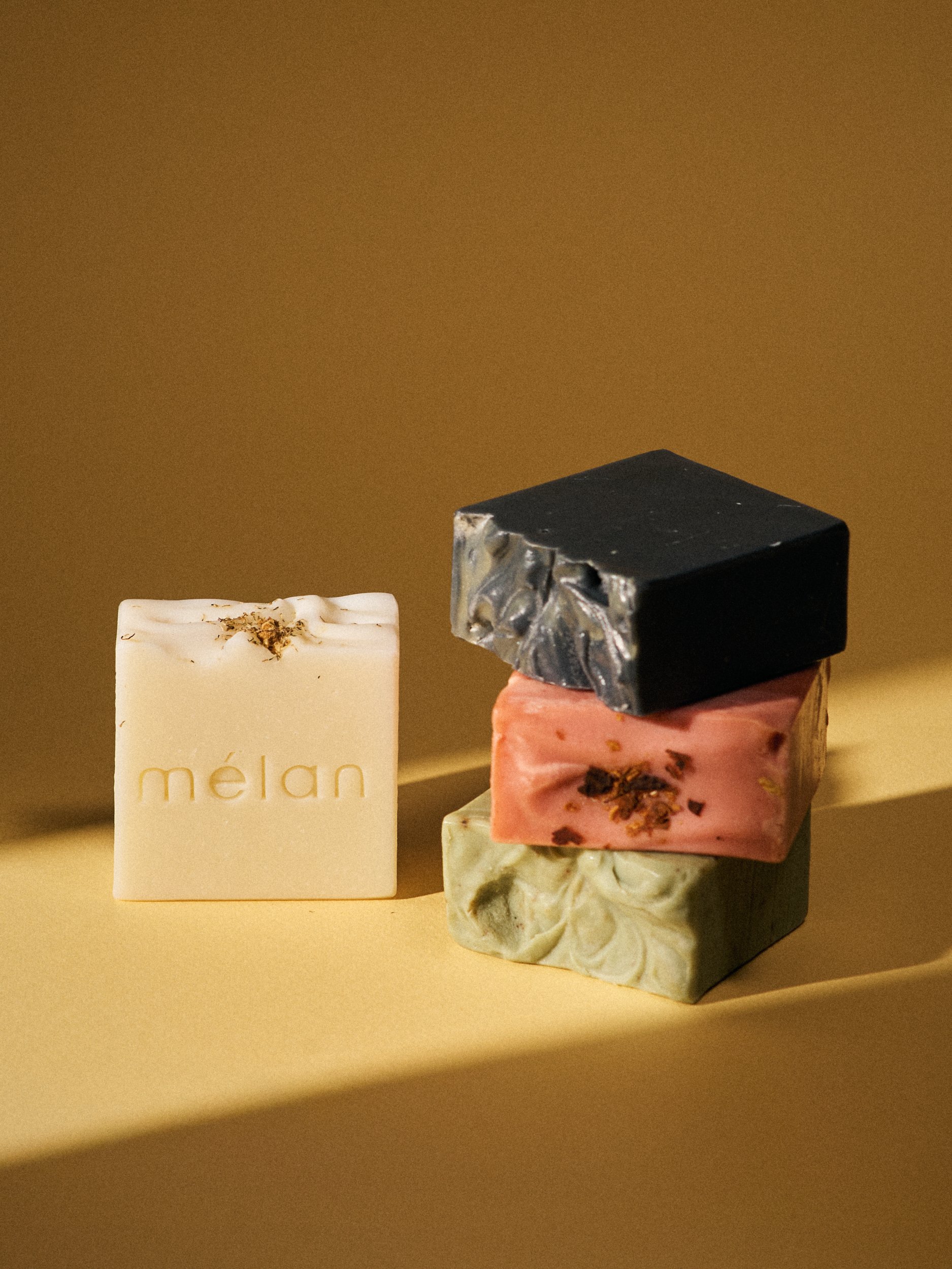 MélanSkincare_CreativeProduct_01Feb2026_MélanSkincare_CreativeProduct_01Feb2026_Shot_14_0027_2500x2000px.jpg