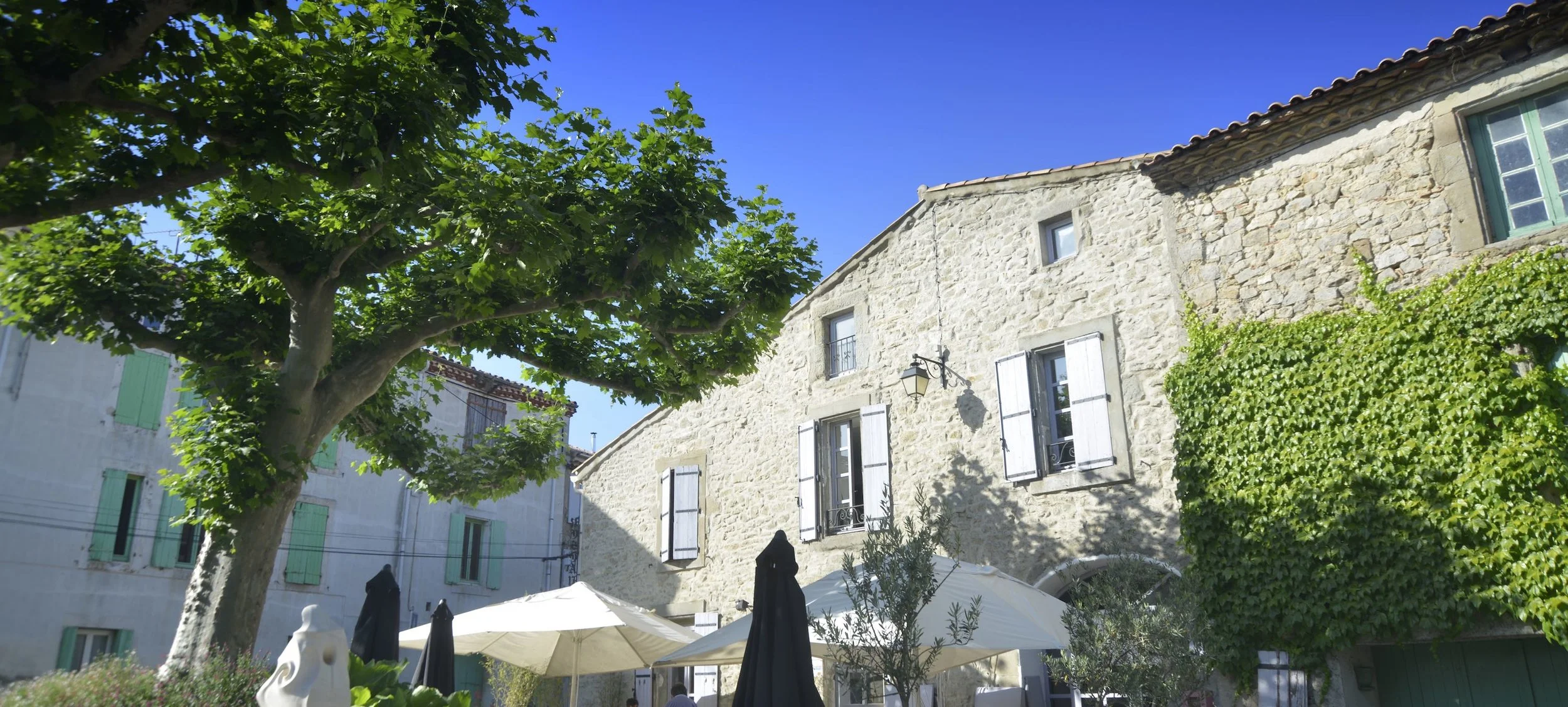 HISTOIRE-haut-light.jpg