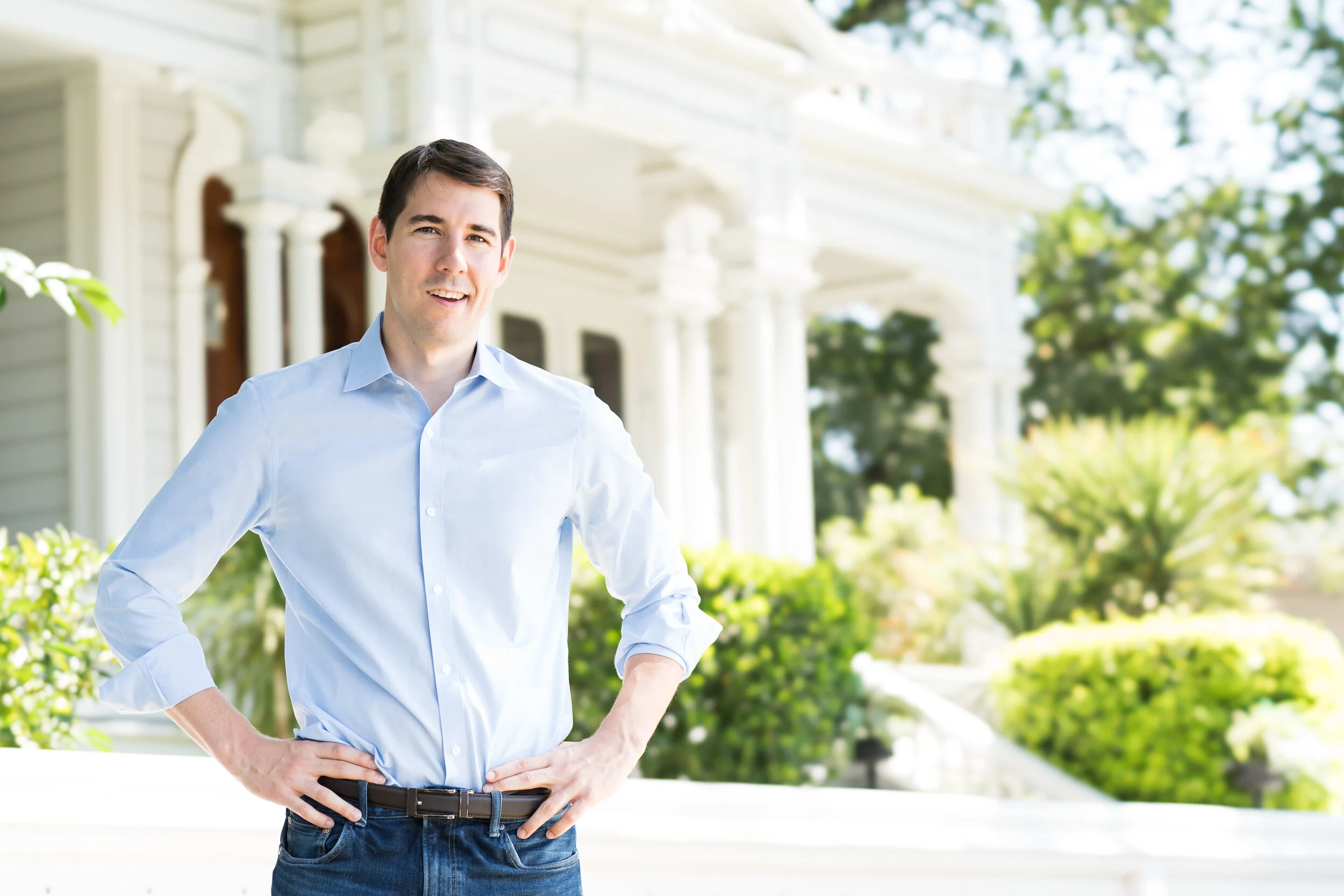 JHarder - Outside, Hands At Hip.jpg