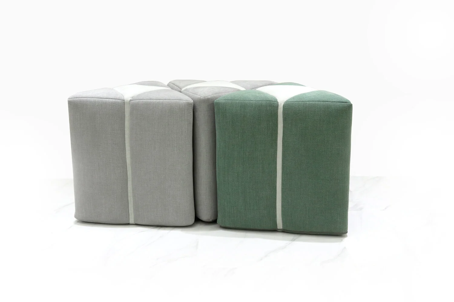 03D7C36D-7097-415C-BA86-7CD01A0901CE