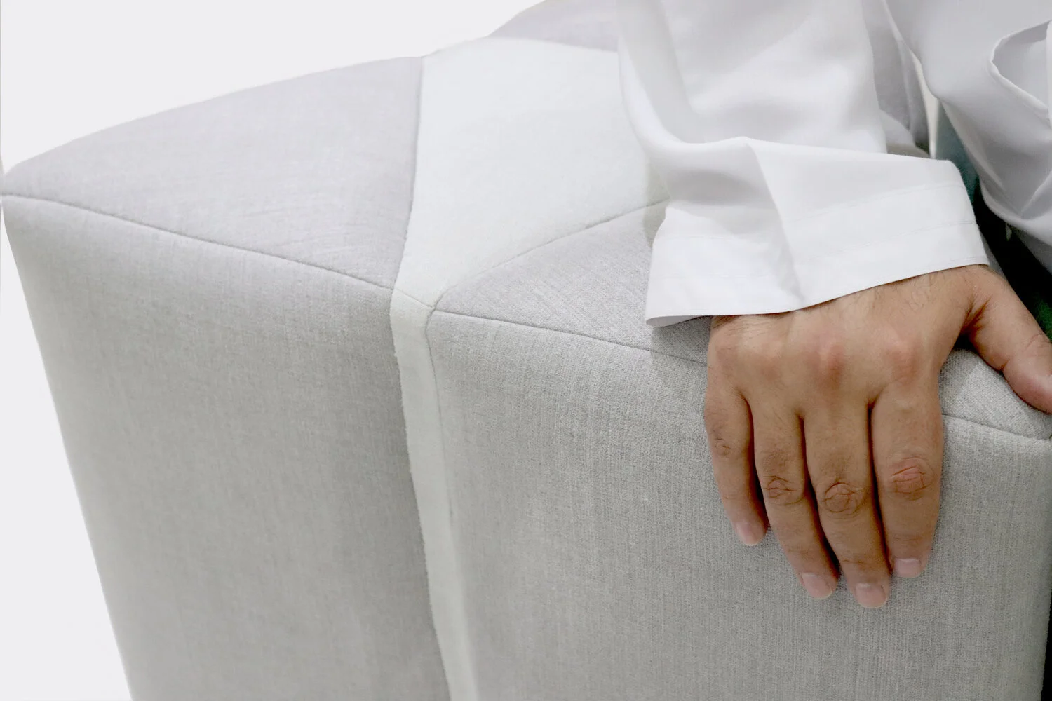 3E45698B-6653-4C0A-B2DA-F5AA6FC35600