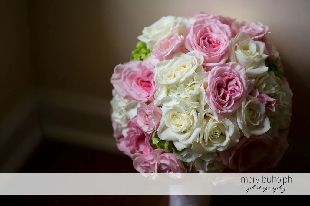 Close up shot of bouquet at Skaneateles Country Club Wedding