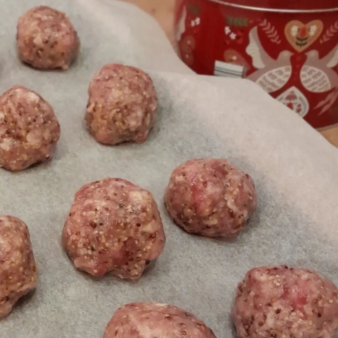 meatball Monday using our homegrown pedigree Large Black pork....check out our website for details of our pork store. https://www.trausmawrtrotters.com #largeblackpigbreedersclub #homerearedmeat #farmtofork #buylocal #slowgrownfood #smallholders#meat