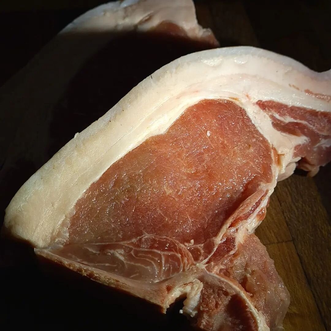 Really pleased with our latest batch of large black pork. Our traditional breeds, really do produce the most amazing flavoured meat. #largeblackpigs #rarebreedpork #outdoorrearedpork #slowgrownfood #smallholder #farminginwales #smallholderproducers #
