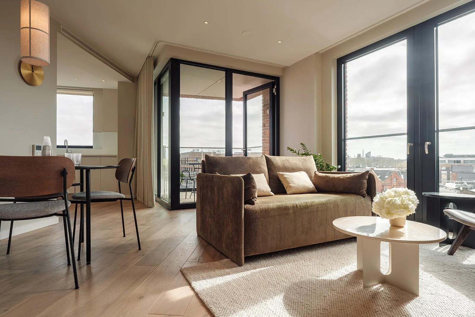 Apartment 408-5.jpg