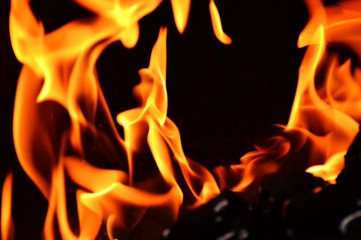 fire-2204171__480.jpg
