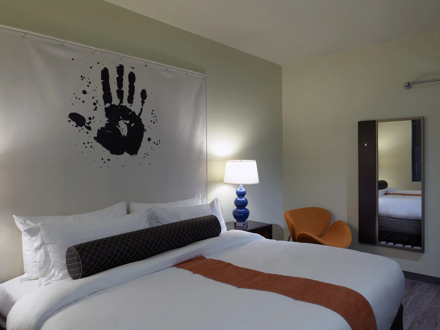 ACME Hotel Company