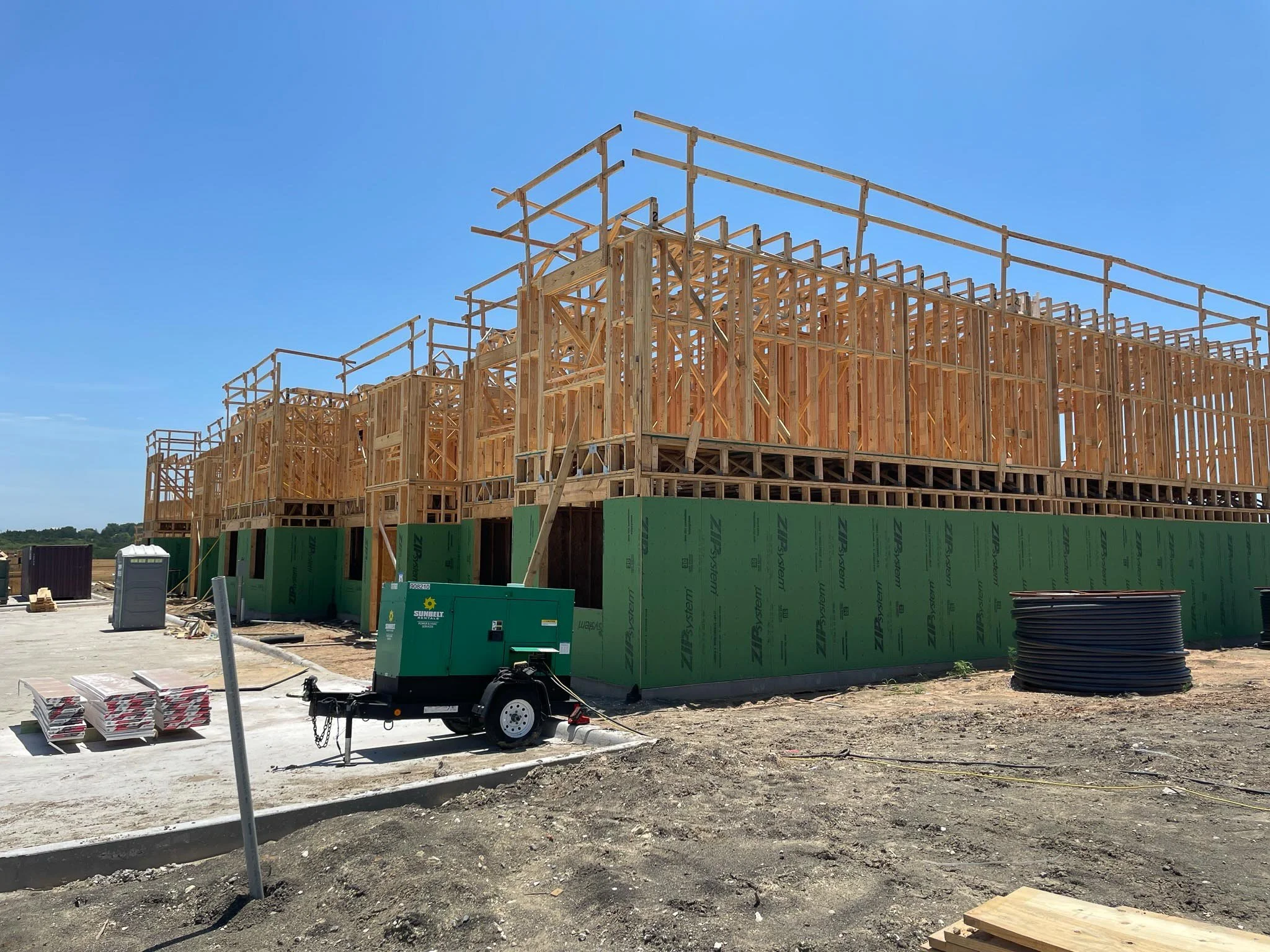 MF LR-23098-NRP Silicon Valley-Small-1-constr.jpg
